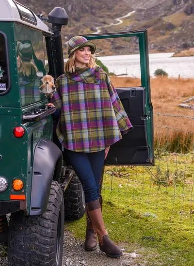 Mucros Wool Poncho